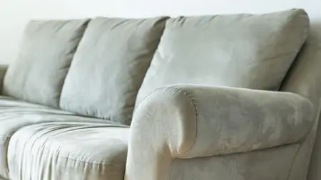 Wondering how to clean a microfiber couch at your home or office? Read on to learn the best way to clean a microfiber couch or other microfiber furniture.